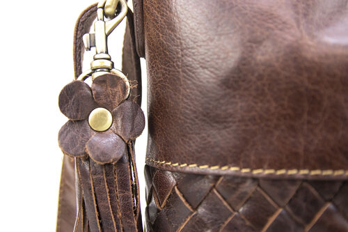 BOLSO CRUMPLE MARRON